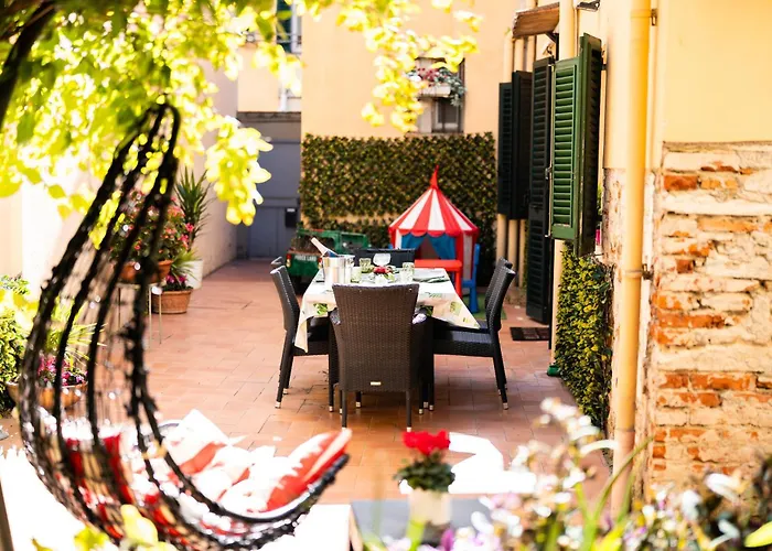 Santa Croce Garden